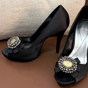 Apt 9 Dressy Peep Toe Heels